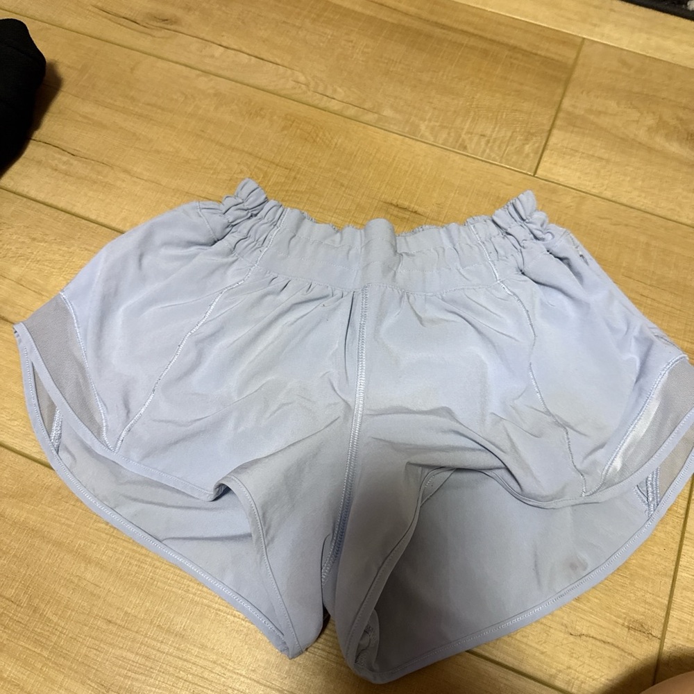 lululemon Hotty hot shorts 2.5 inches